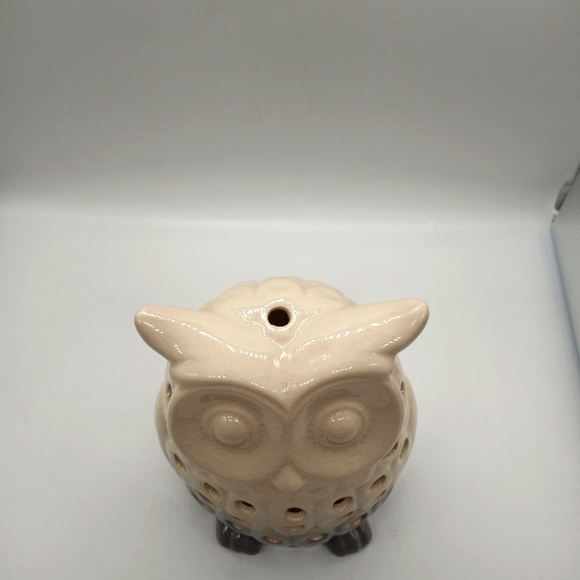 Retro Style Owl Figurine - Picture 8 of 9